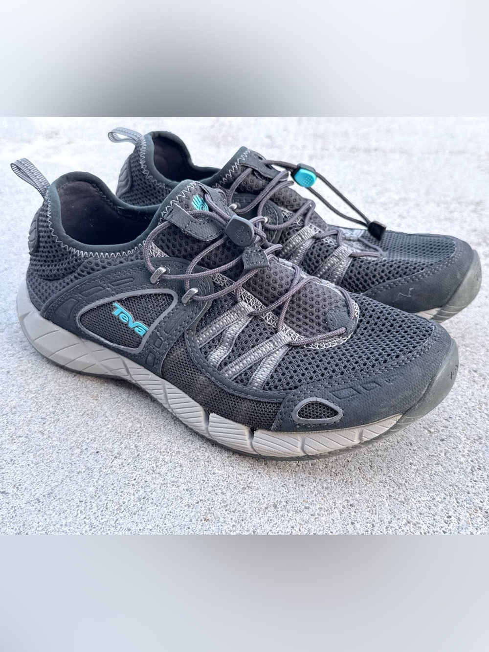 Teva Churn Black and Teal Mesh Trail / Water Sneakers, 9